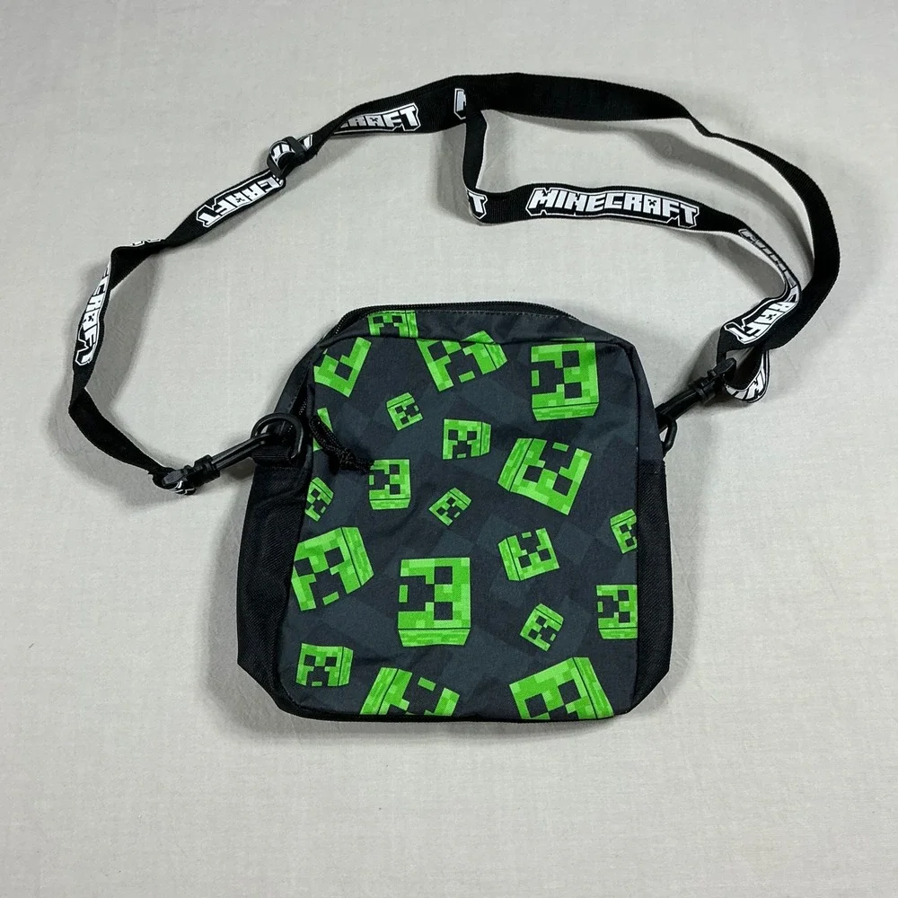 Minecraft Creeper Crossbody Bag Bioworld Green Gray Adjustable Logo Strap NWT